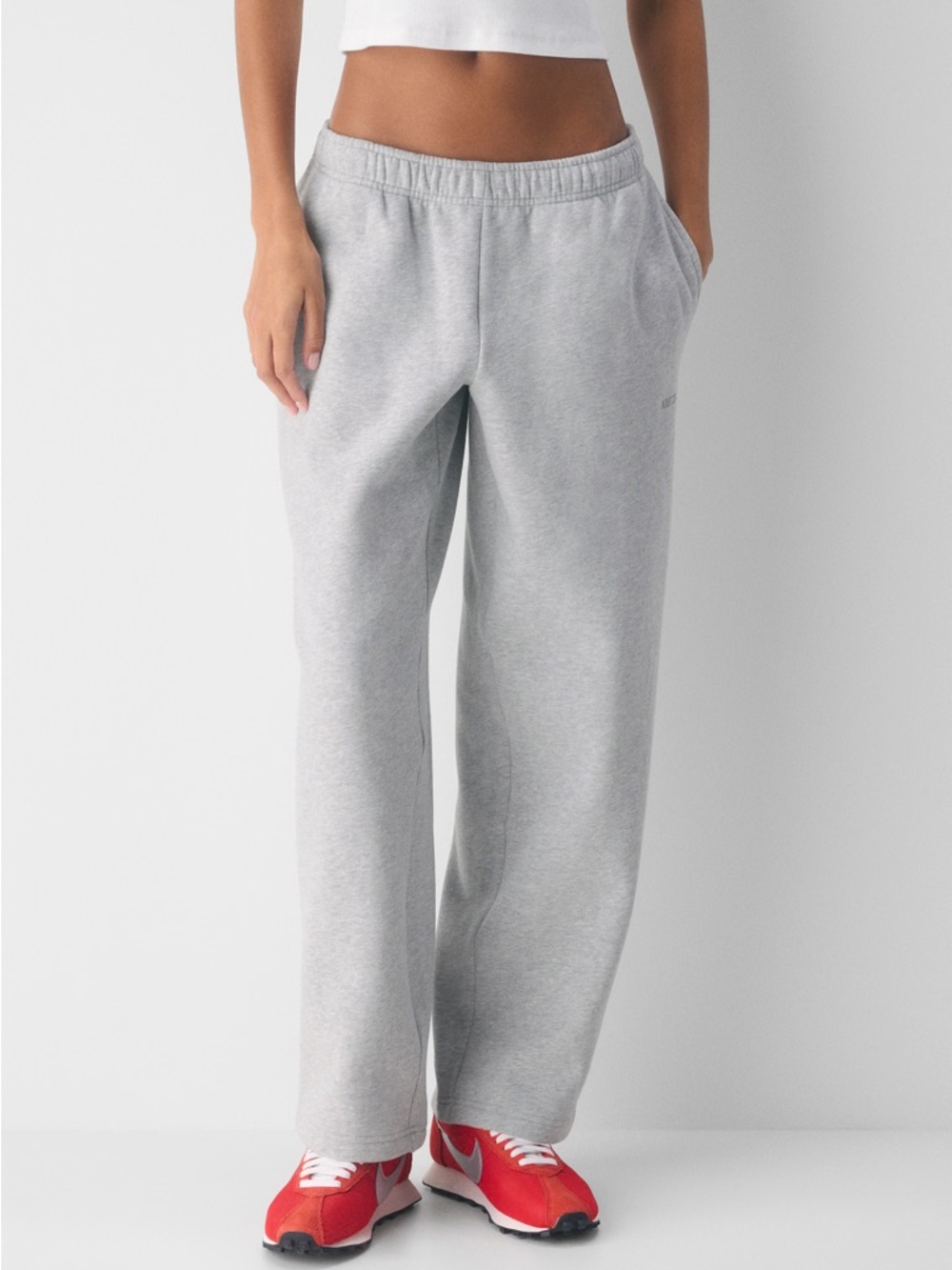 aritzia sweatfleece sweatpants